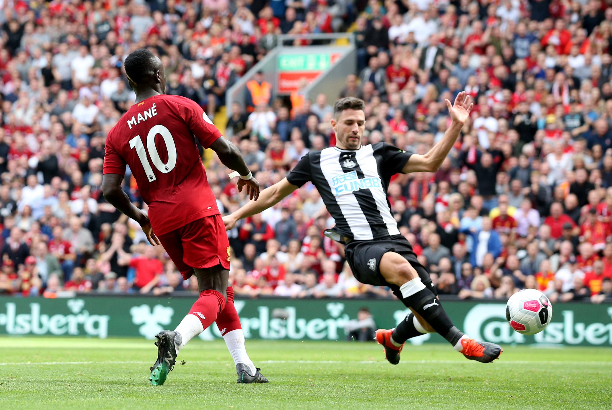 某知名球队 某知名球队